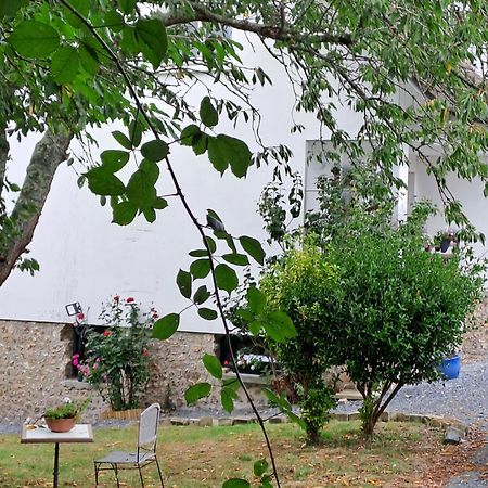 ホテル La Jufe Cormeilles  エクステリア 写真
